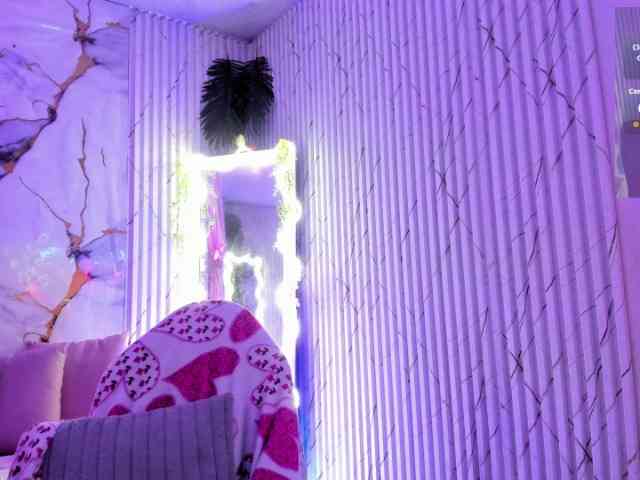Naomy-tay1 webcam