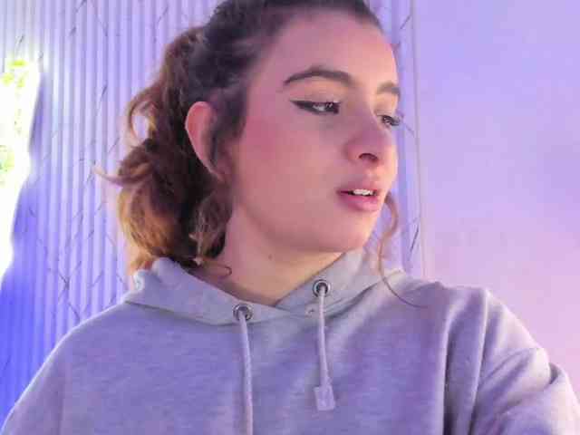 Naomy-tay1