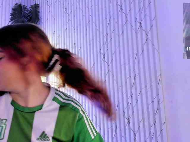 Naomy-tay1 webcam