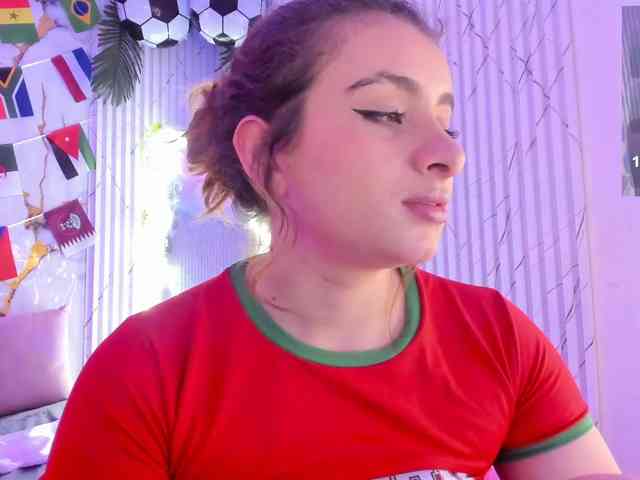 Naomy-tay1