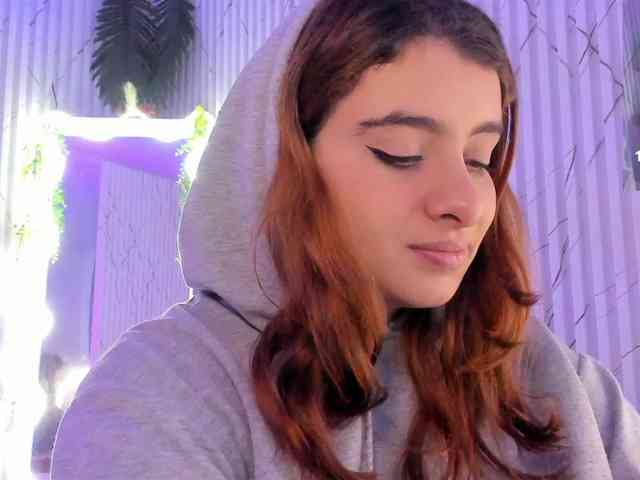 Naomy-tay1 Naomy-tay1