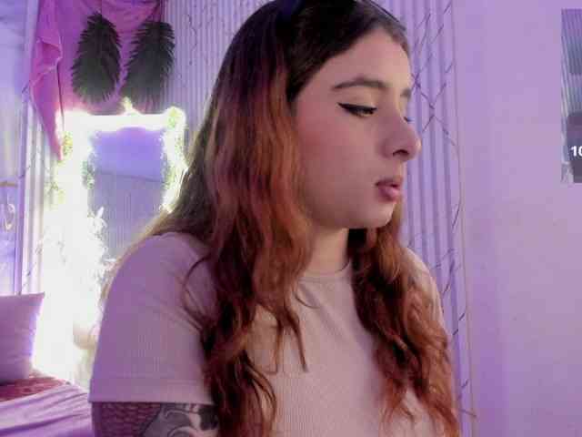 Naomy-tay1 webcam