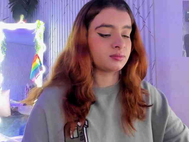Naomy-tay1 webcam