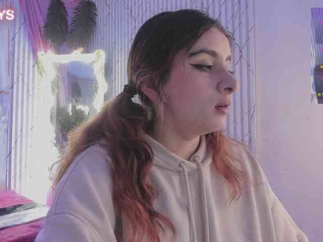 Naomy-tay1