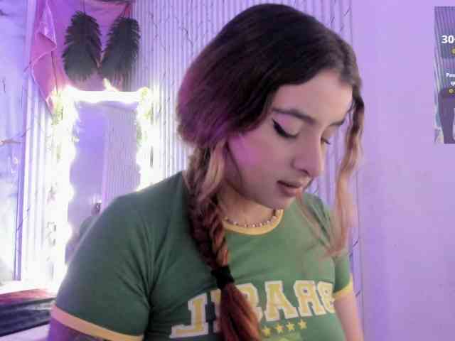 Naomy-tay1 webcam
