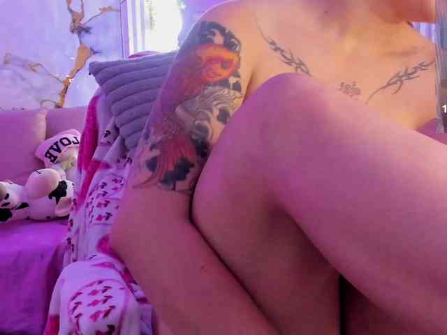 Naomy-tay1 webcam