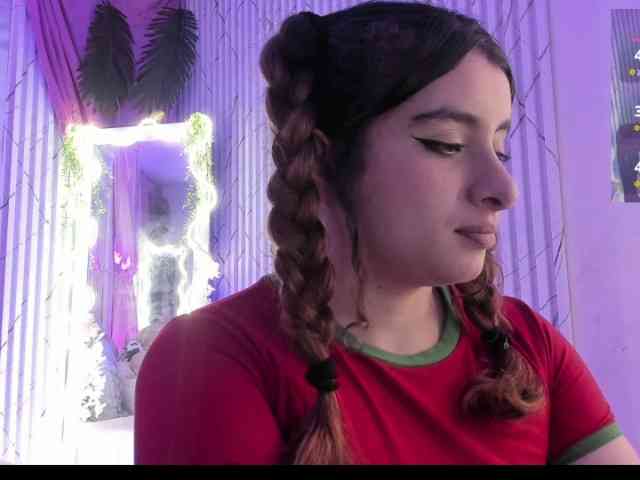 Naomy-tay1