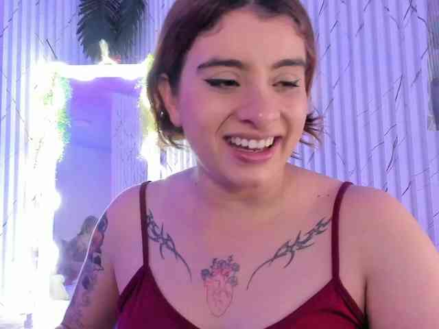 Naomy-tay1 webcam