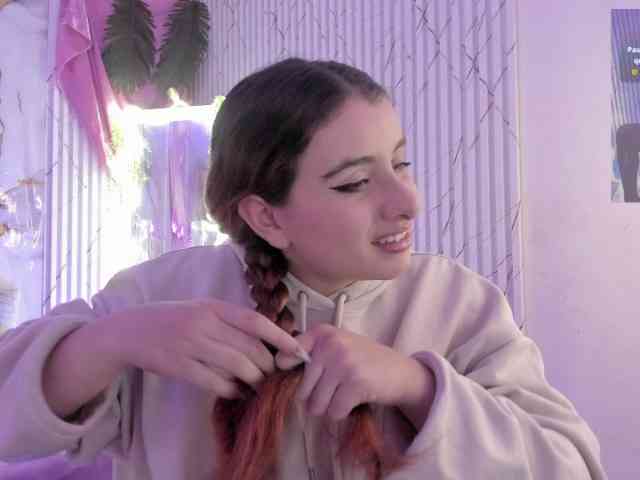 Naomy-tay1 webcam