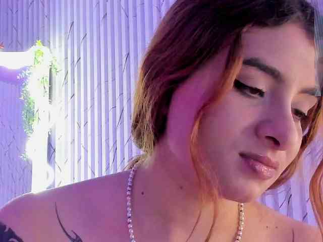 Naomy-tay1 webcam