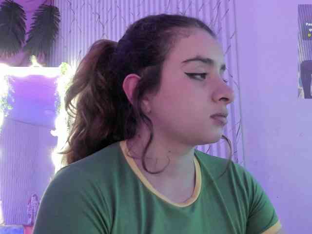 Naomy-tay1