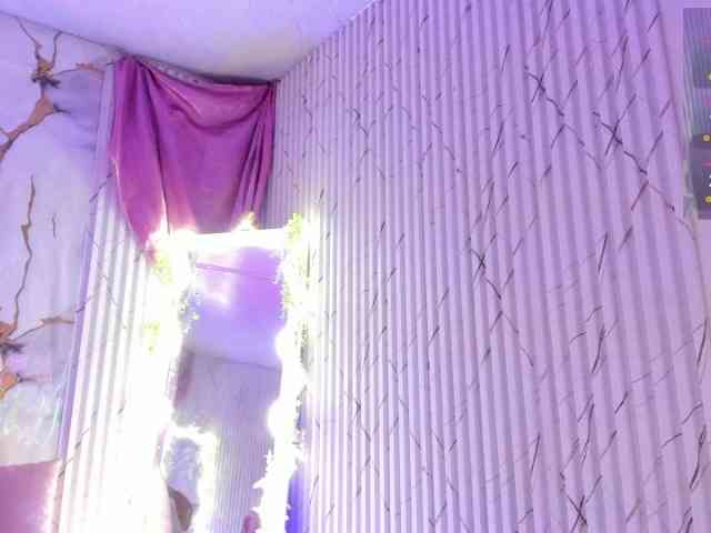 Naomy-tay1 webcam