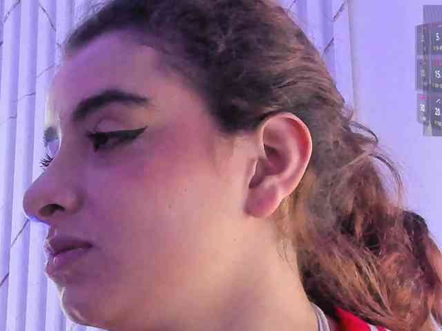 Naomy-tay1