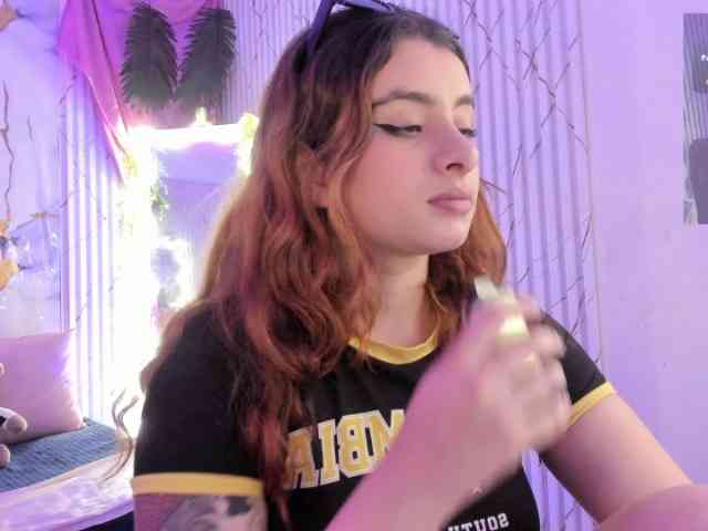 Naomy-tay1 webcam