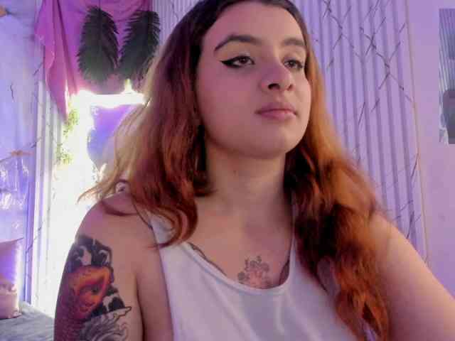 Naomy-tay1 webcam