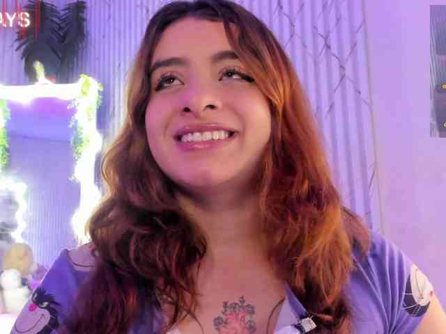 Naomy-tay1 webcam