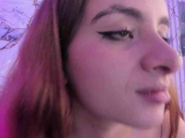 Naomy-tay1 webcam
