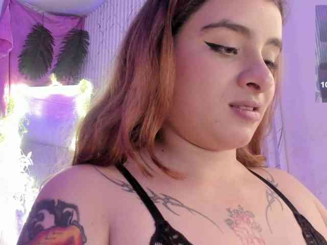 Naomy-tay1 webcam