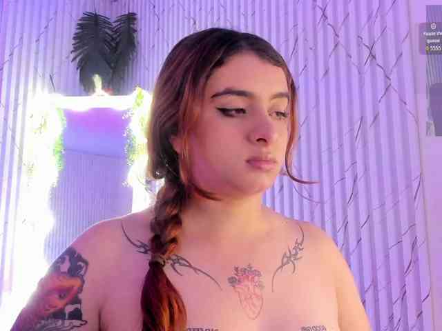 Naomy-tay1 webcam
