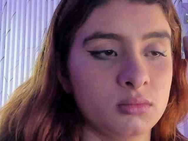 Naomy-tay1 webcam