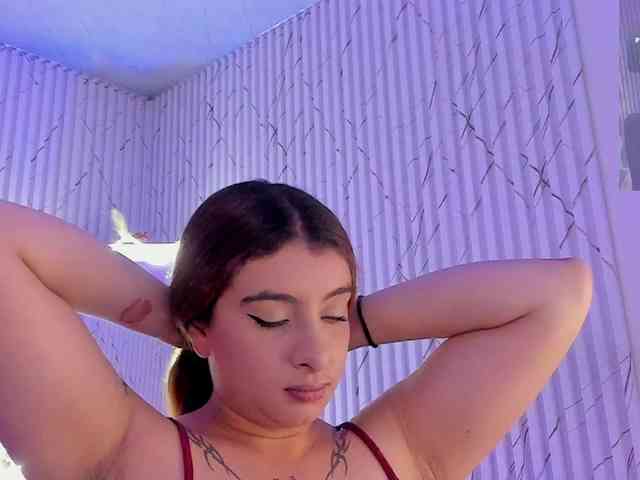 Naomy-tay1