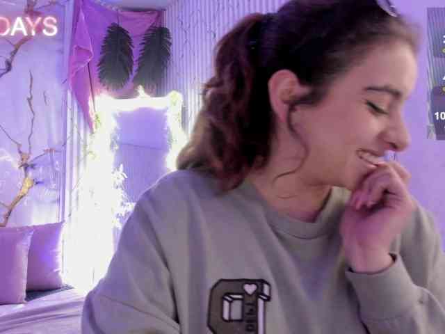 Naomy-tay1