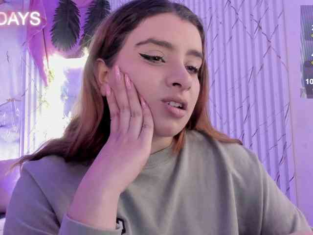 Naomy-tay1