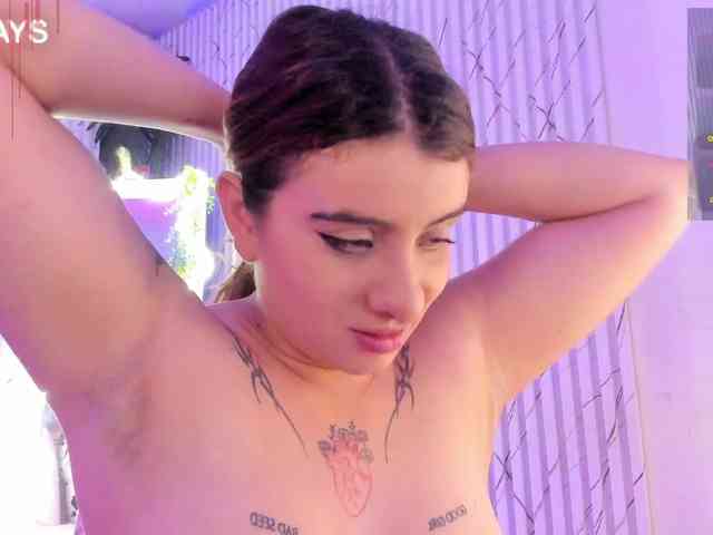 Naomy-tay1 webcam