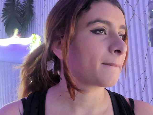 Naomy-tay1 webcam