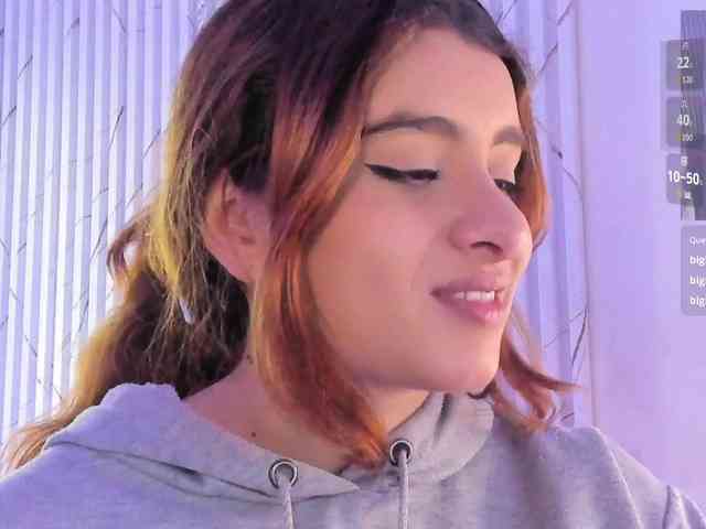 Naomy-tay1 webcam