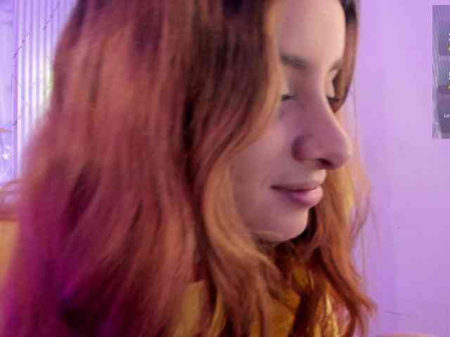 Naomy-tay1 webcam