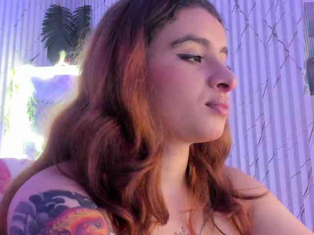 Naomy-tay1 webcam