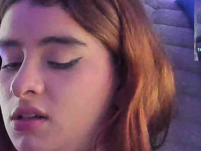 Naomy-tay1 webcam