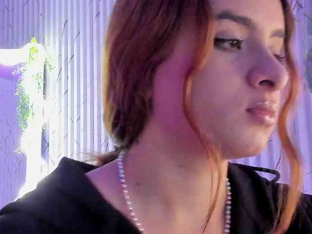 Naomy-tay1 webcam