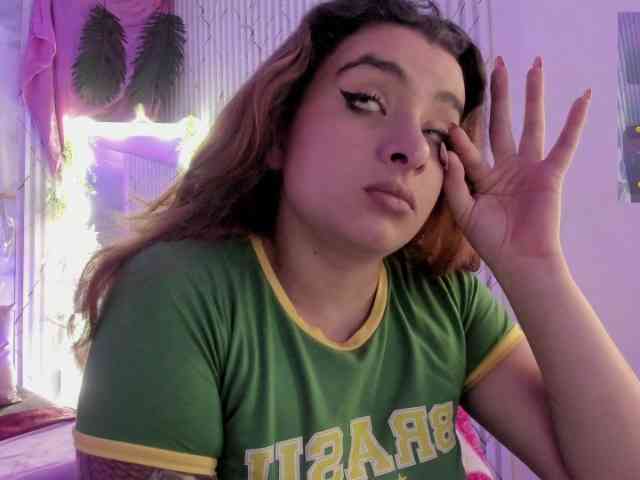 Naomy-tay1 webcam