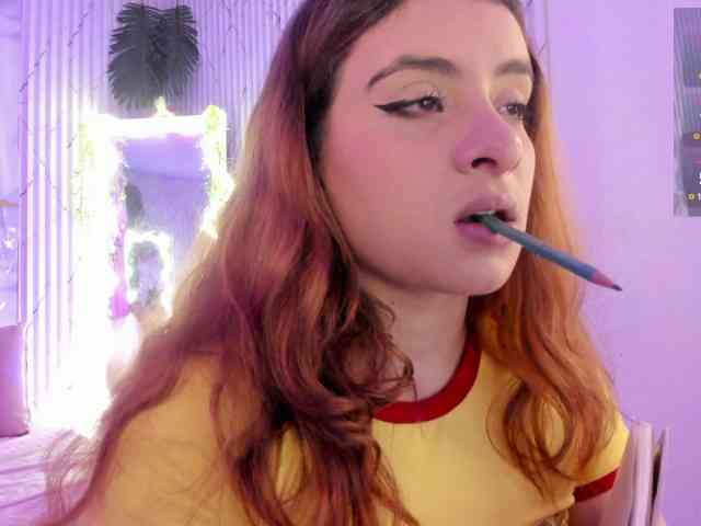 Naomy-tay1 webcam
