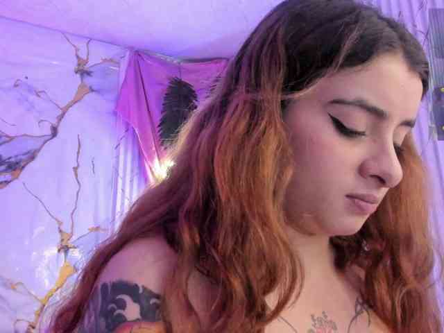 Naomy-tay1 webcam