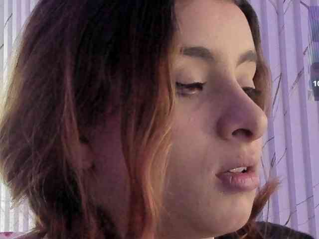 Naomy-tay1 webcam