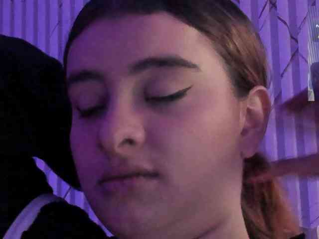 Naomy-tay1