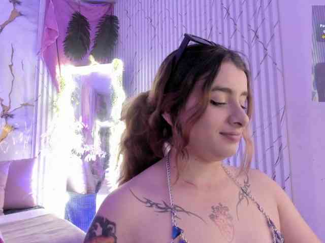 Naomy-tay1