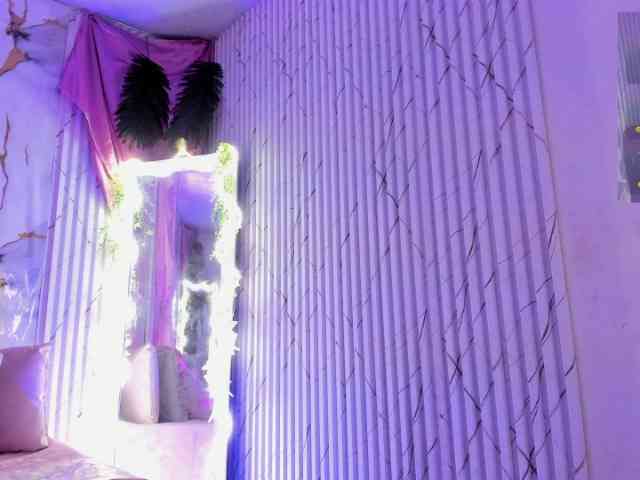 Naomy-tay1 webcam