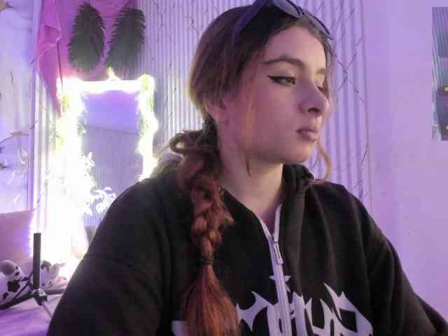 Naomy-tay1 webcam