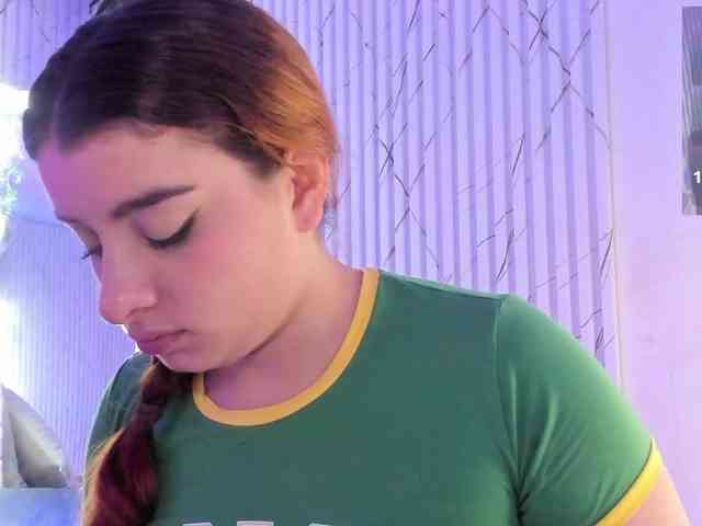 Naomy-tay1 webcam