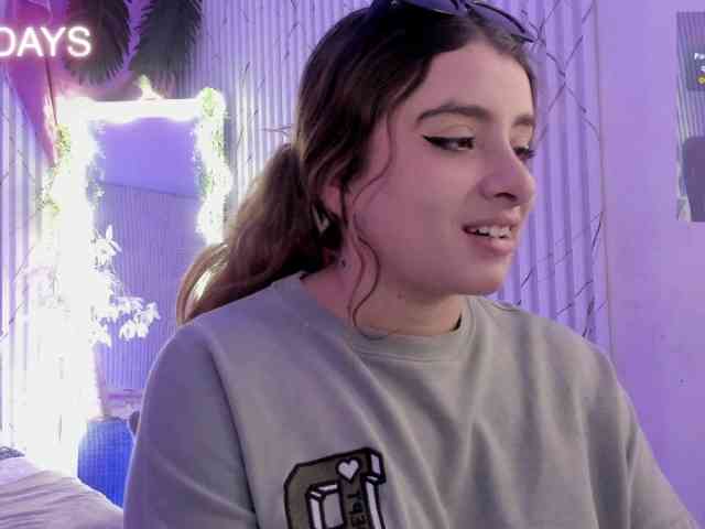 Naomy-tay1