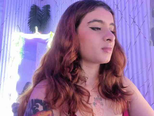 Naomy-tay1 webcam