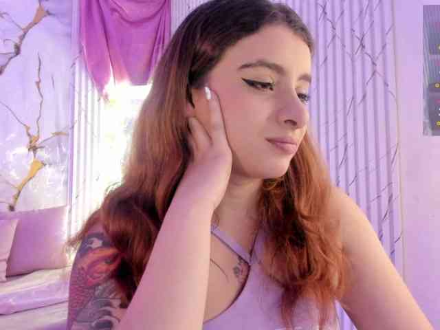 Naomy-tay1 webcam