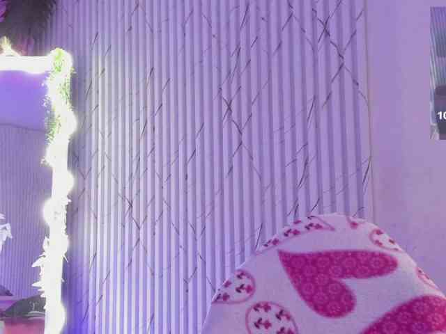 Naomy-tay1 webcam