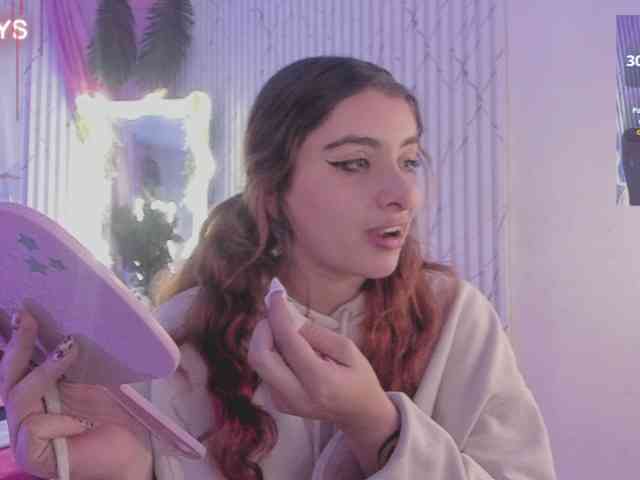 Naomy-tay1
