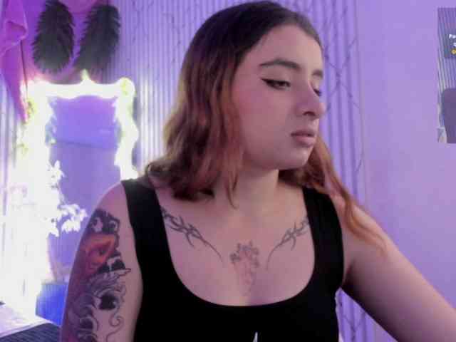 Naomy-tay1