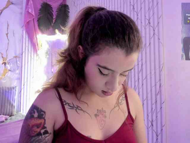 Naomy-tay1
